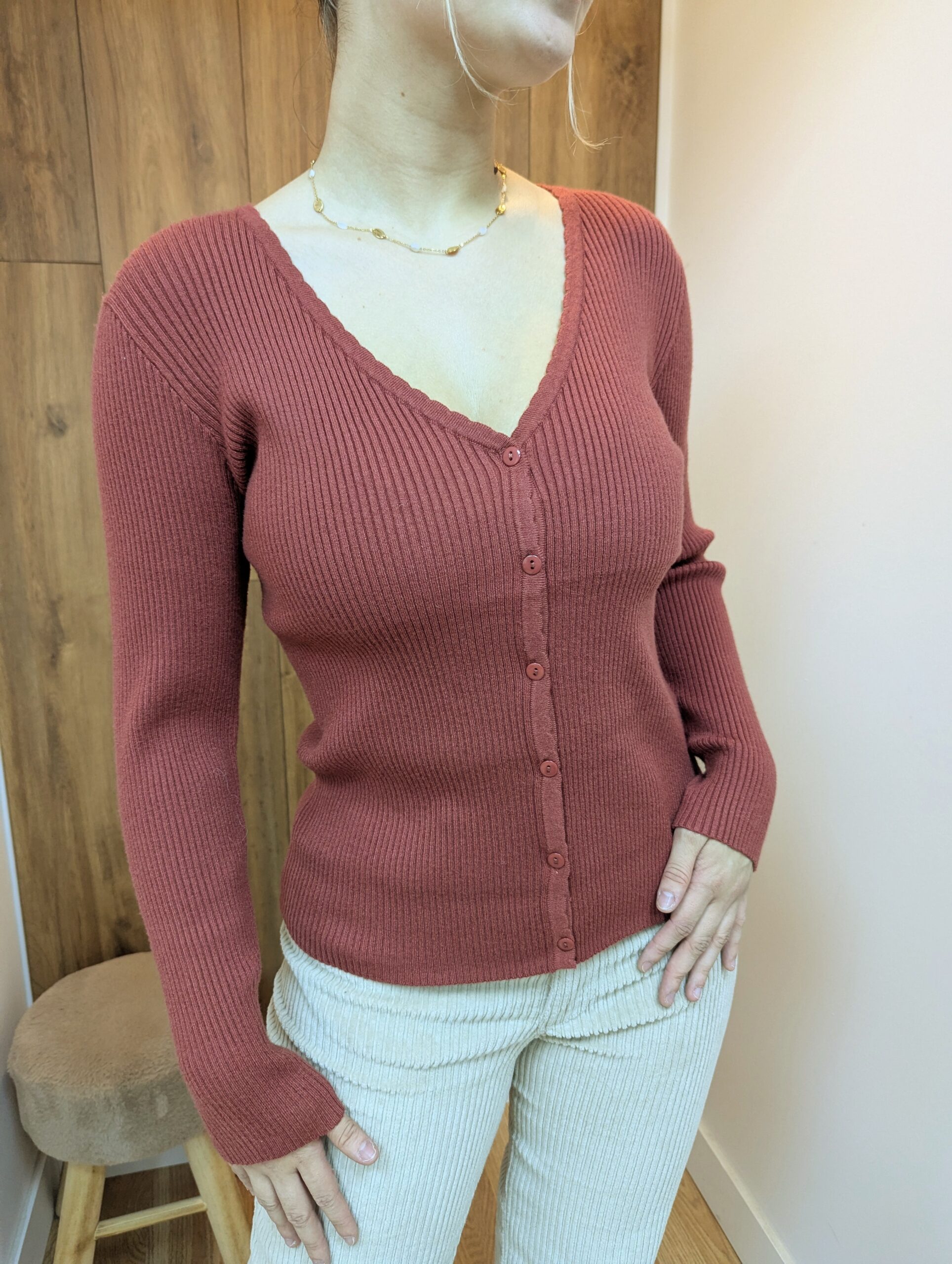 Pull chloé couleur rose des bois marque inapril