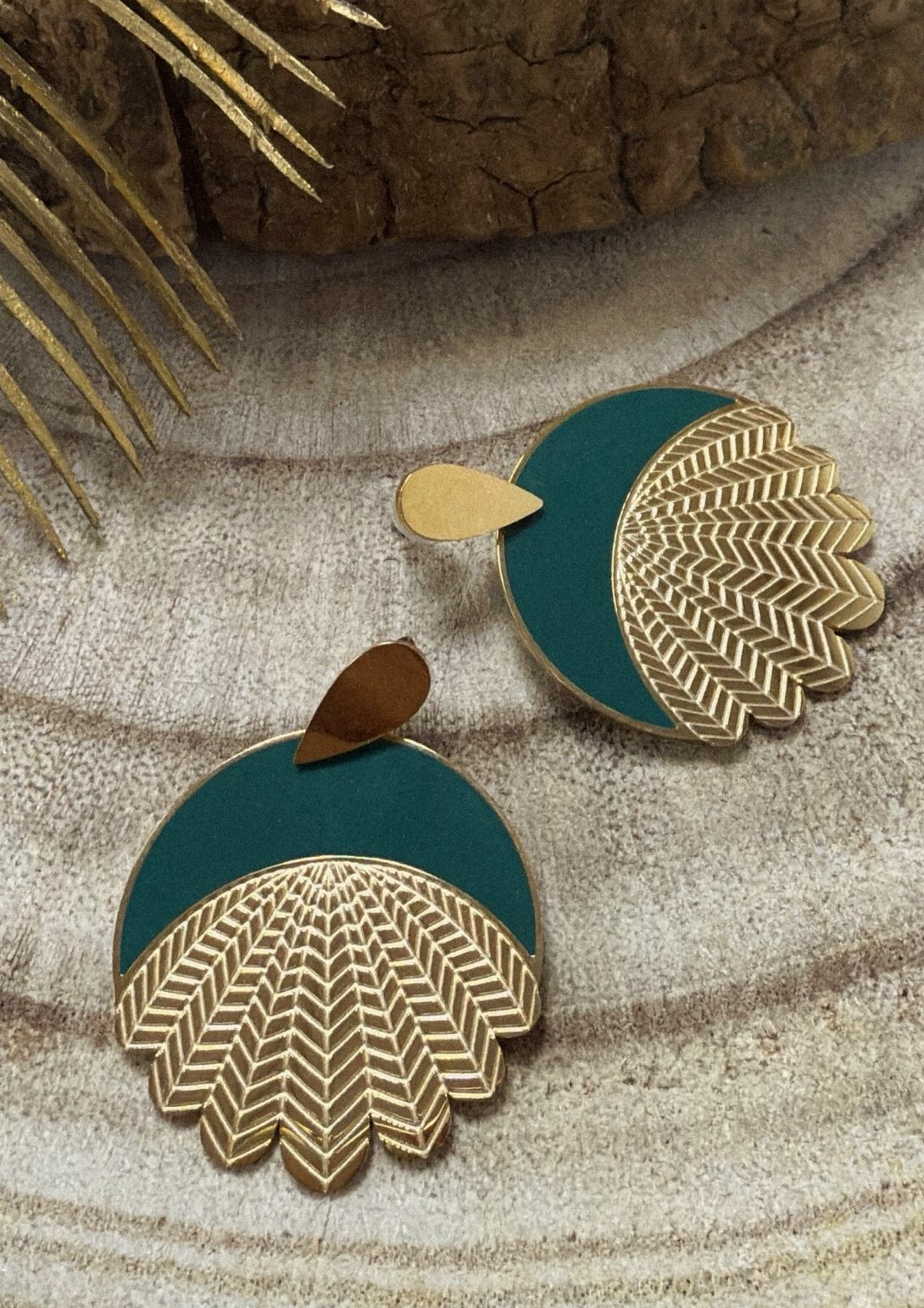 boucles d'oreilles vert acier inoxydable doré à l'or fin marque OMACOO
