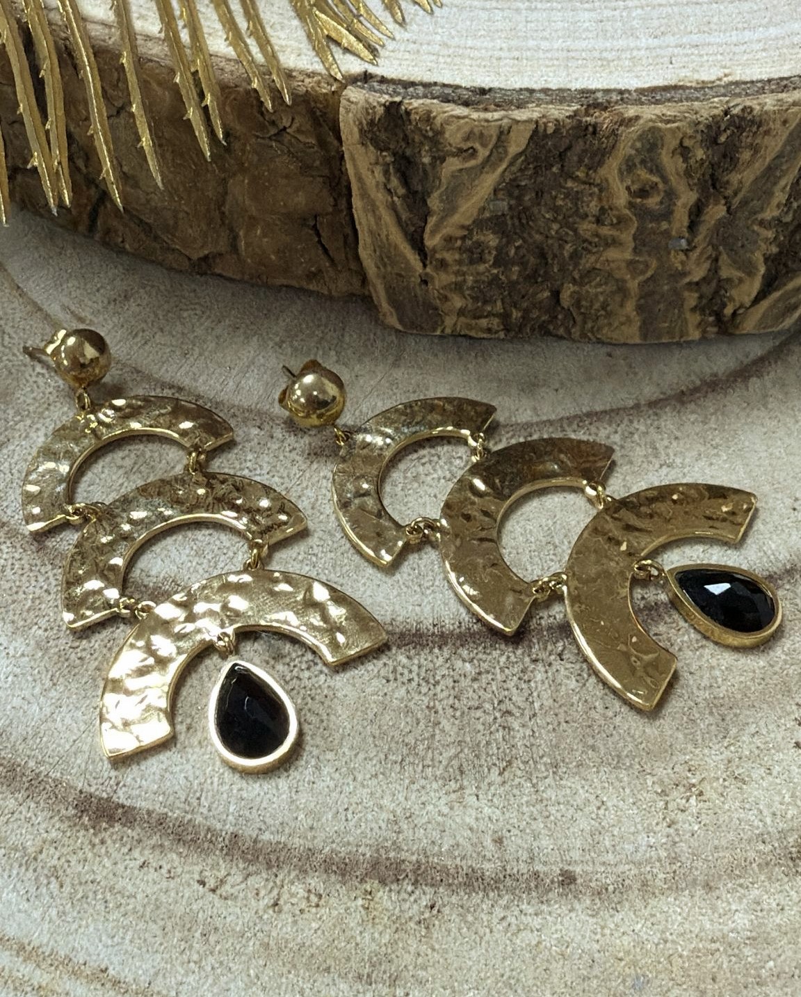 boucles d'oreilles onyx acier inoxydable doré marque OMACOO