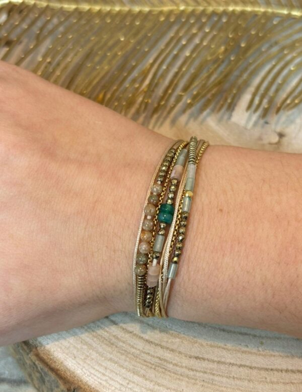 Bracelet multi-rangs pierres naturelles quartz rose marque omacoo