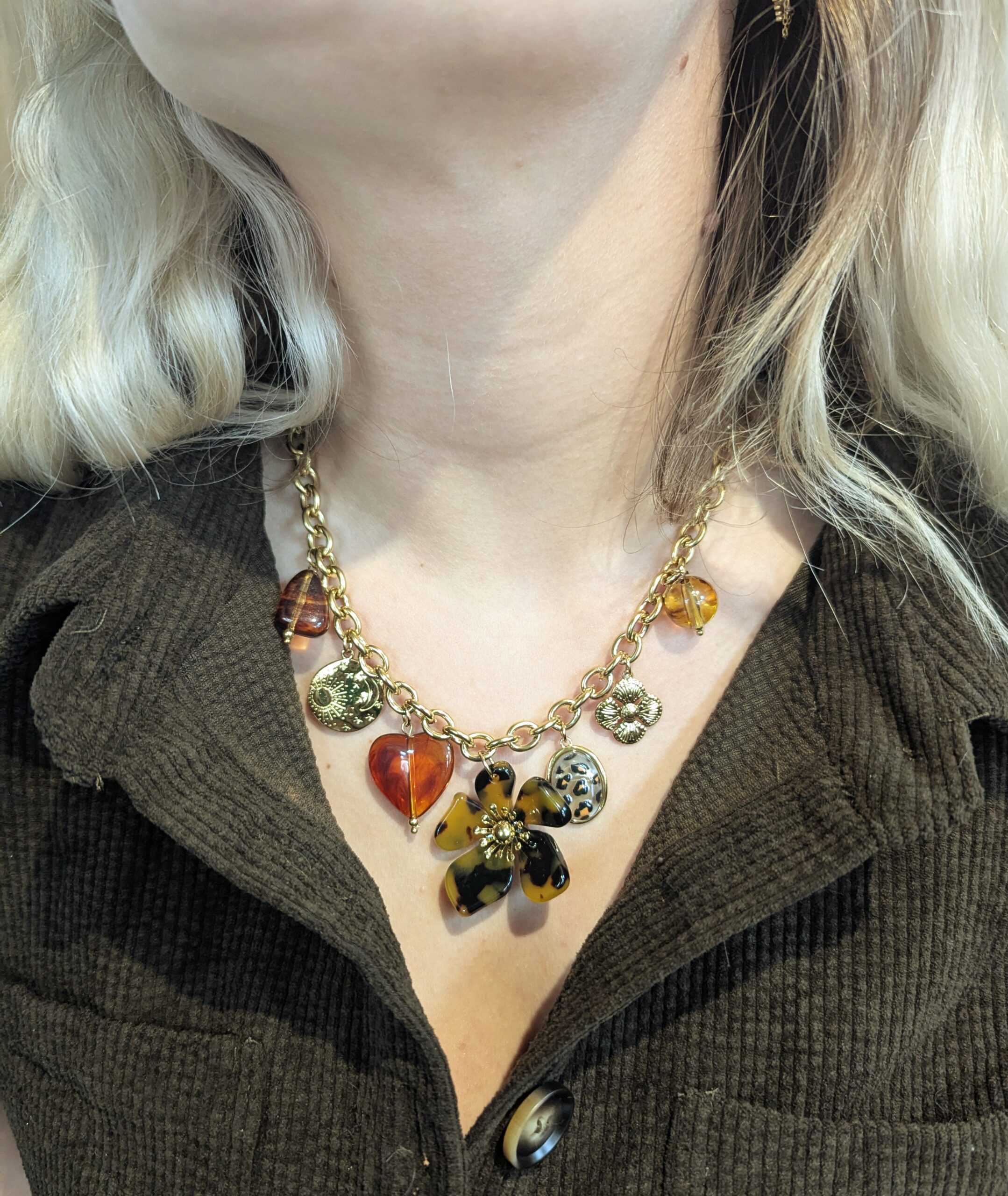 Collier Chaîne Doré à fleurs Alma