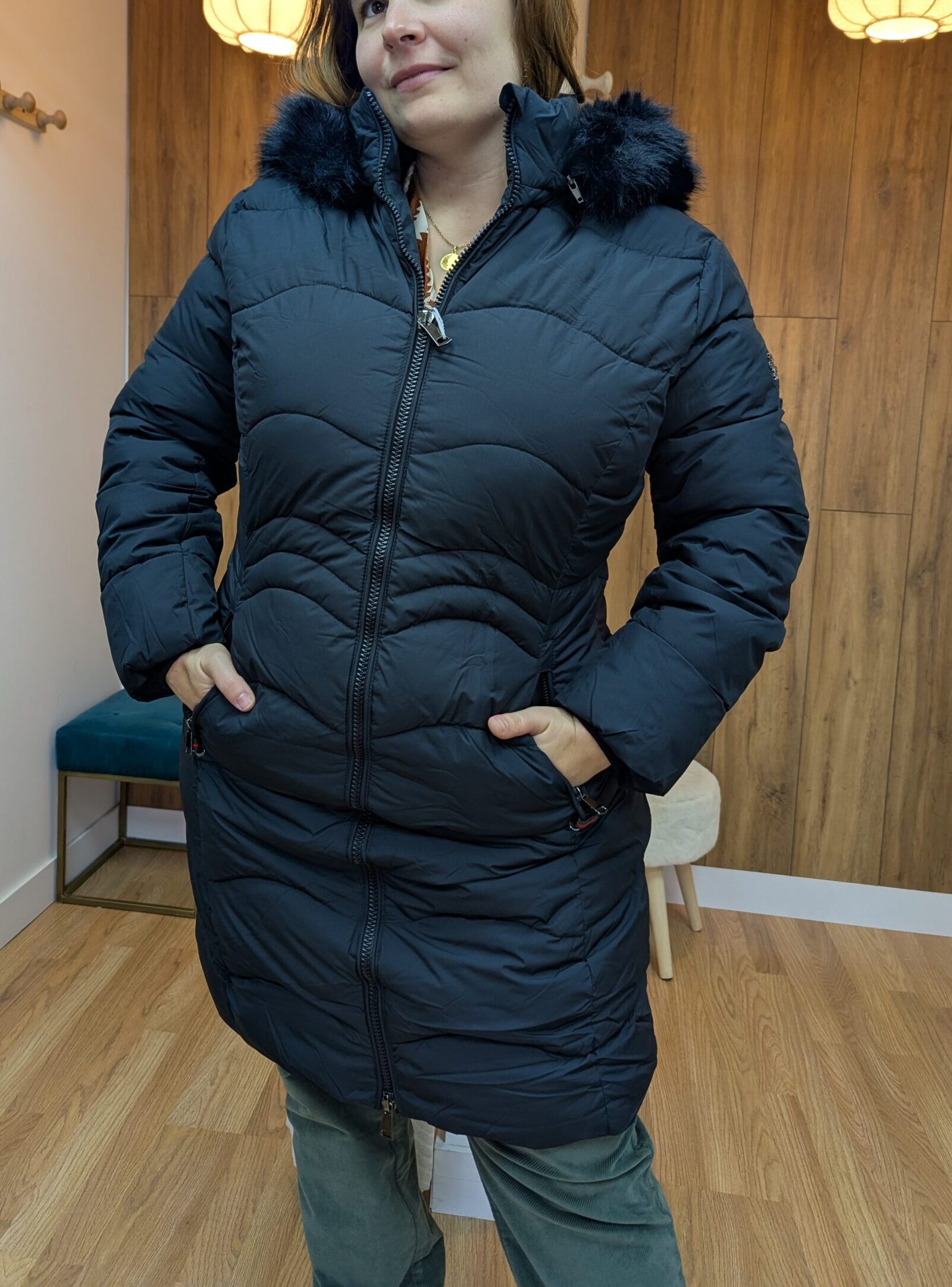 doudoune longue noir et imperméable marque fly luxury